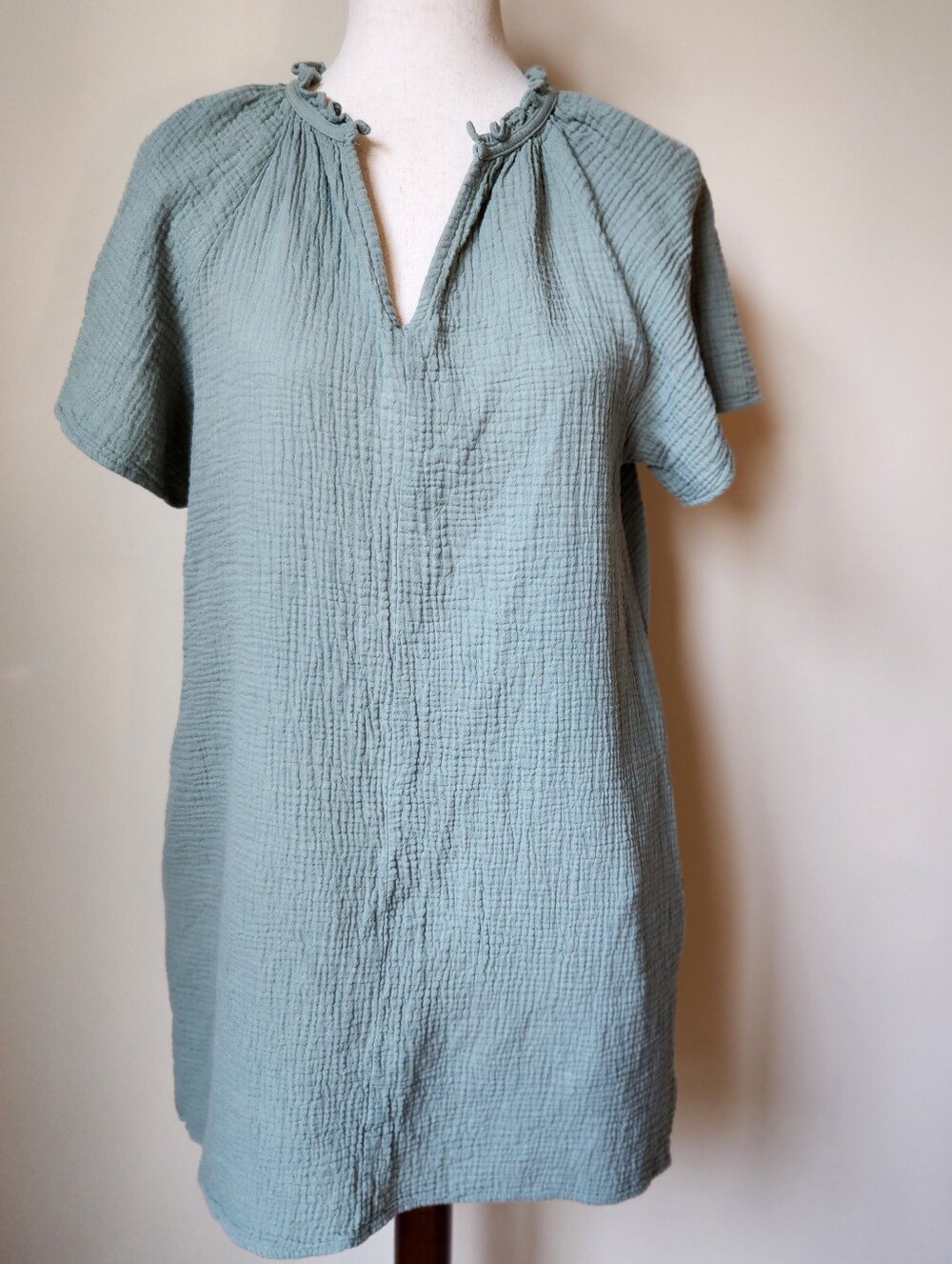 Gap Sage Green Cotton Gauze Ruffle Neck Shift Dress Short Sleeve Pocket Medium M